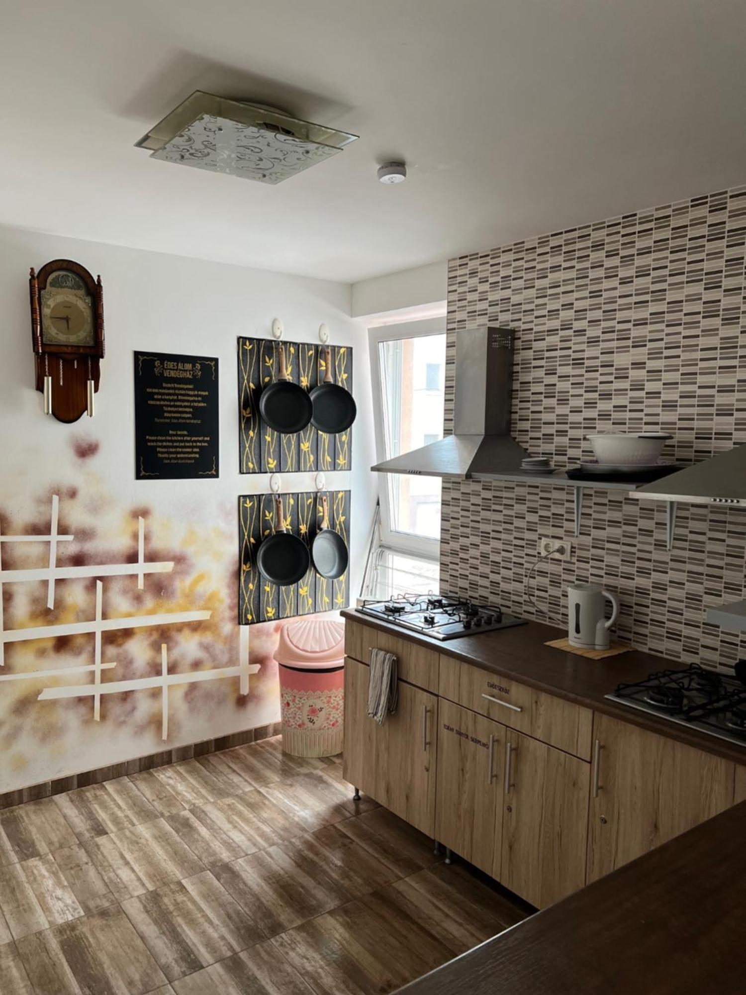 Sweet Dream Guesthouse Szeged Esterno foto